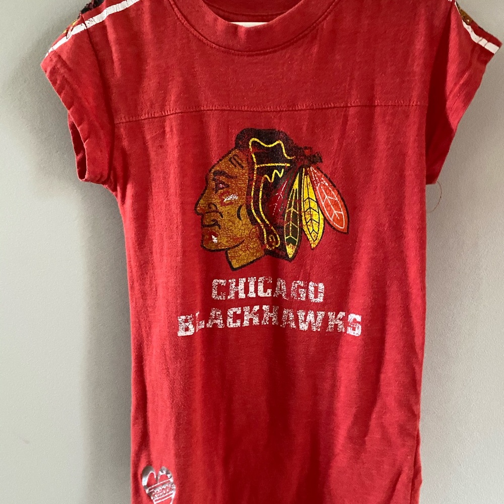 Girls Blackhawks Shirt